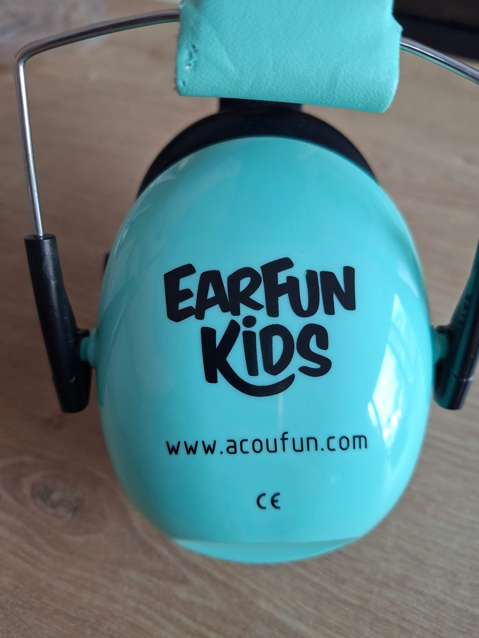 Casco antirruido para niños con música para fiestas de 2 a 12 años en muy buen estado – photo 3